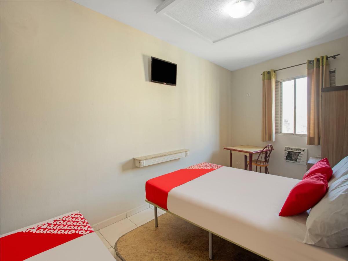 Hotel Oyo B Plaza