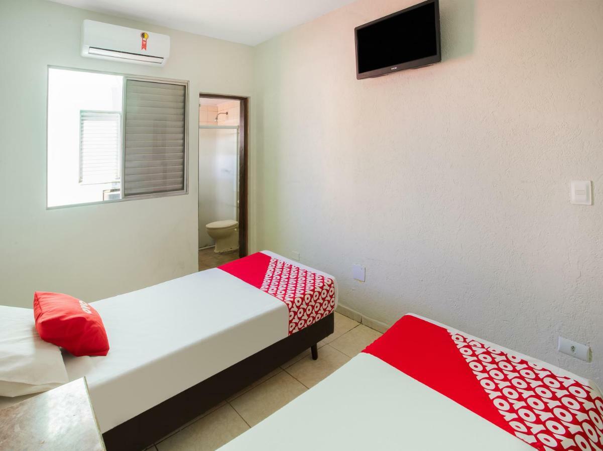 Hotel Oyo B Plaza